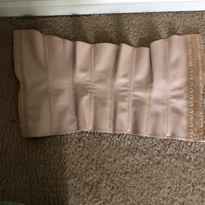 XS waist trainer
